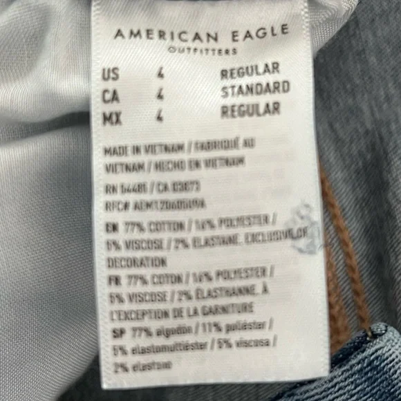 American Eagle Jeans - Next Level Stretch -Distressed - Curvy Super Hi-Rise - Picture 6 of 6